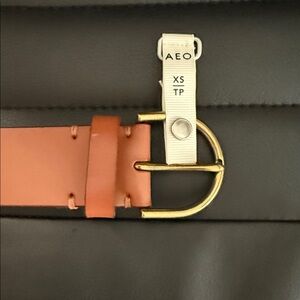 NWT AE American Eagle 100% Genuine Cow Leather Brown Belt Size XS Extra Small